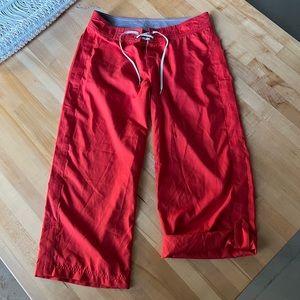 Patagonia Water Girl Cropped Pants Sz 8 Red
